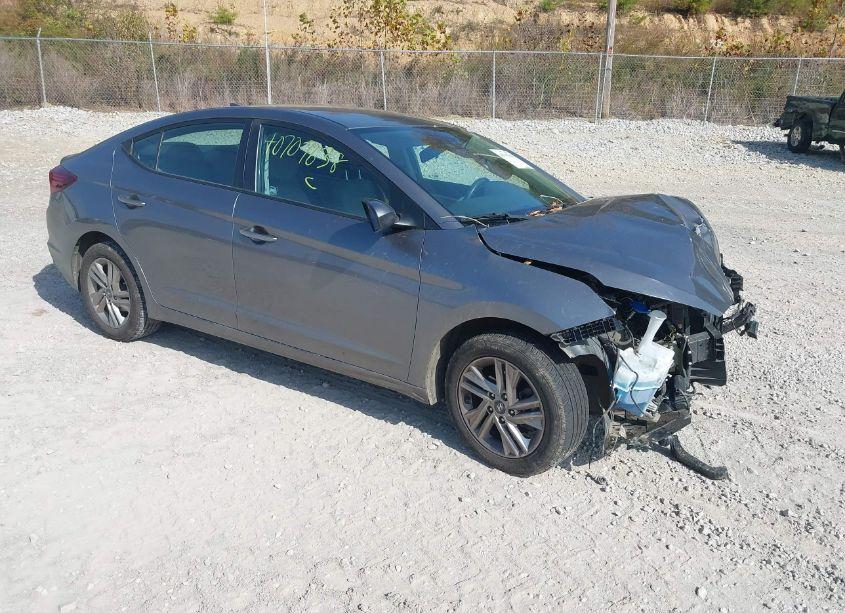 2020 Hyundai Elantra SEL (VIN 5NPD84LF1LH527196) main photo