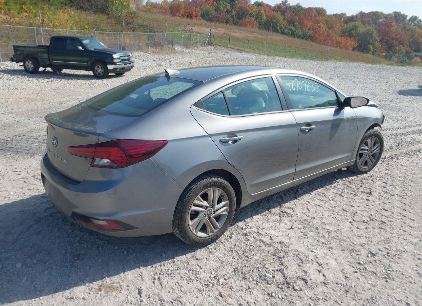 Photo 4 of 2020 Hyundai Elantra SEL (VIN 5NPD84LF1LH527196)