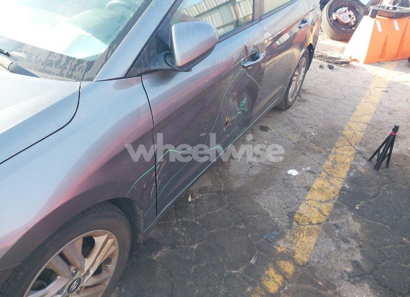 Photo 6 of 2020 Hyundai Elantra SEL (VIN 5NPD84LF1LH540823)