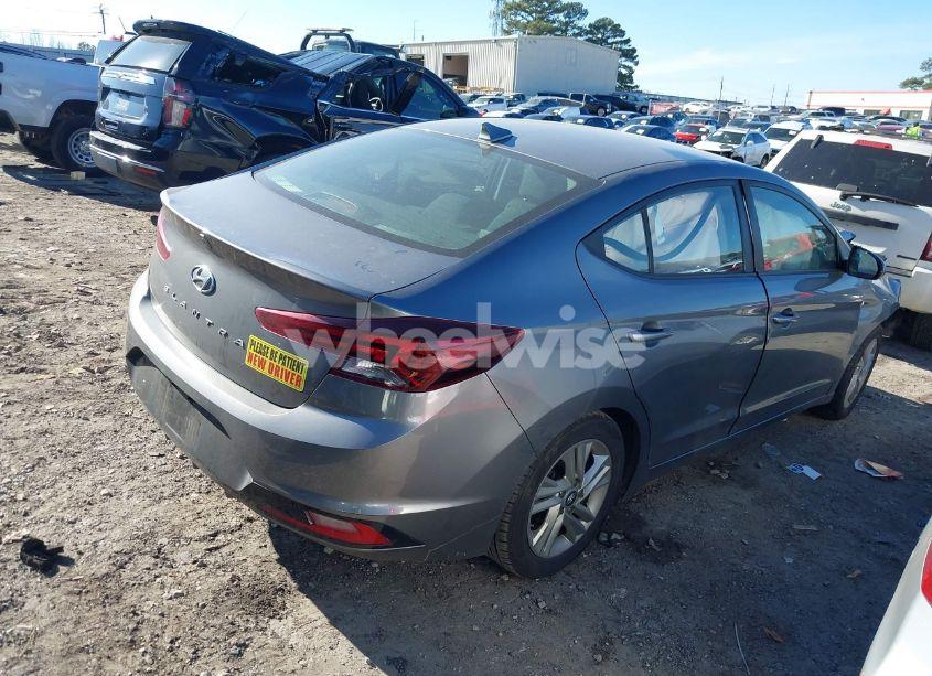 Photo 4 of 2020 Hyundai Elantra SEL (VIN 5NPD84LF1LH544418)