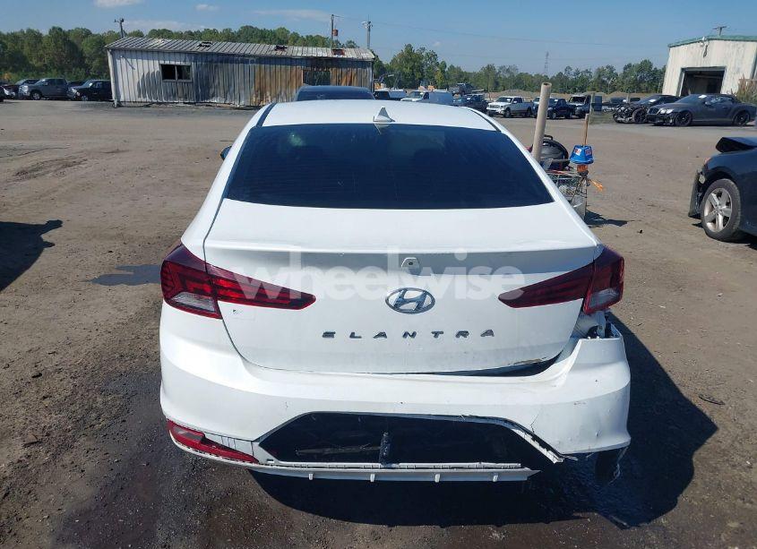 Photo 17 of 2020 Hyundai Elantra SEL (VIN 5NPD84LF1LH569383)