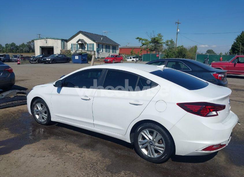 Photo 3 of 2020 Hyundai Elantra SEL (VIN 5NPD84LF1LH569383)