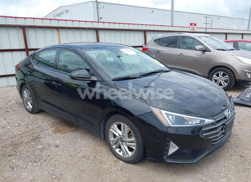 2020 Hyundai Elantra SEL (VIN 5NPD84LF1LH570386) main photo