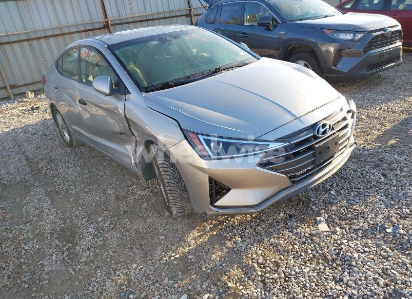 2020 Hyundai Elantra SEL (VIN 5NPD84LF1LH583851) main photo