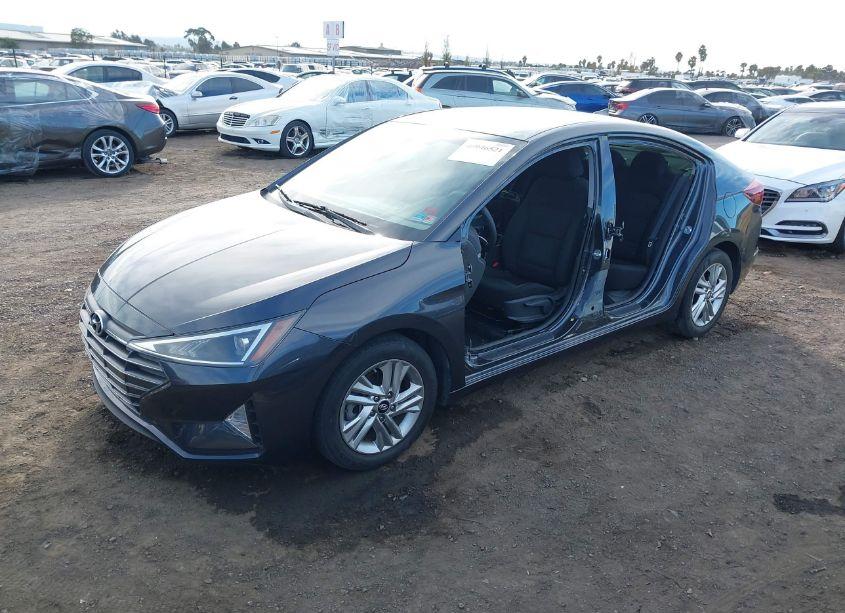 Photo 2 of 2020 Hyundai Elantra SEL (VIN 5NPD84LF1LH596406)
