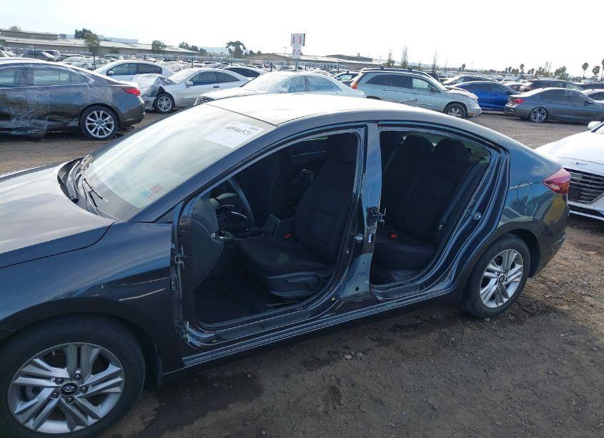 Photo 6 of 2020 Hyundai Elantra SEL (VIN 5NPD84LF1LH596406)