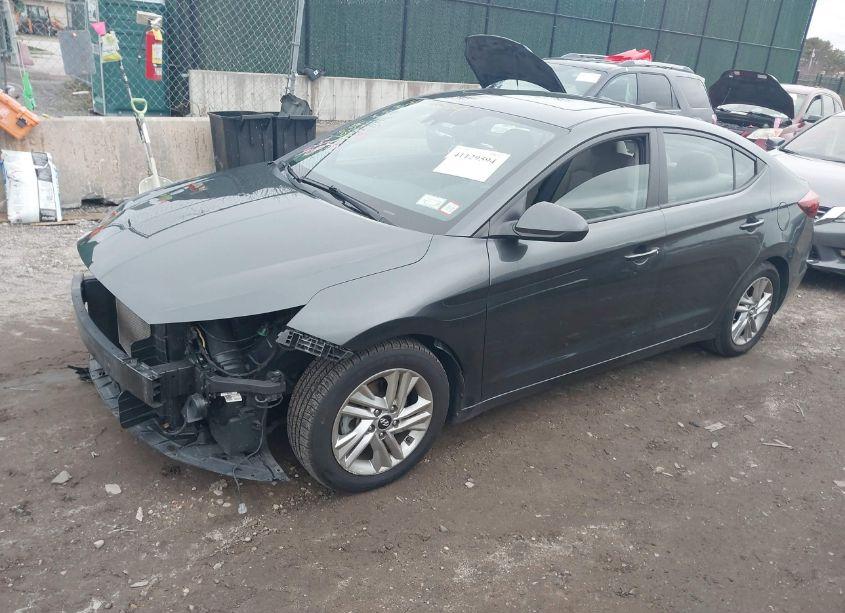 Photo 2 of 2020 Hyundai Elantra VALUE EDITION (VIN 5NPD84LF1LH619781)