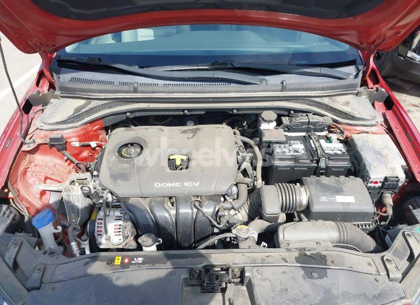 Photo 10 of 2017 Hyundai Elantra SE (VIN 5NPD84LF2HH003305)