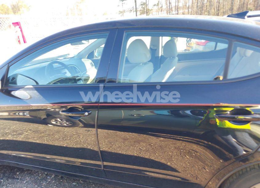 Photo 15 of 2017 Hyundai Elantra SE (VIN 5NPD84LF2HH018709)