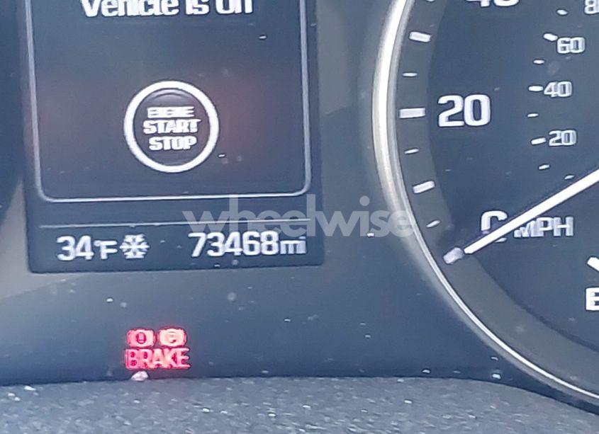 Photo 16 of 2017 Hyundai Elantra SE (VIN 5NPD84LF2HH018709)