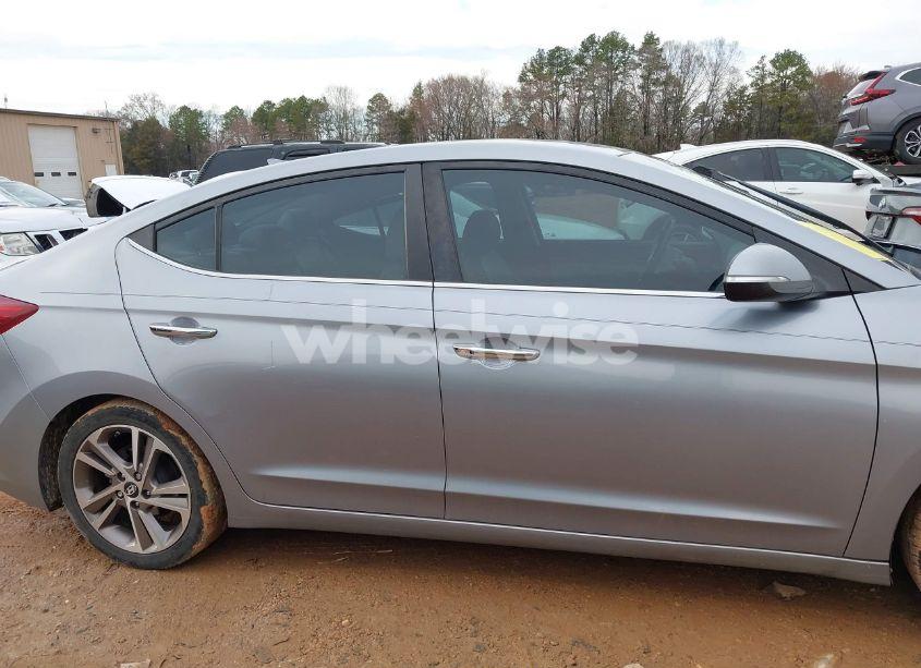 Photo 13 of 2017 Hyundai Elantra LIMITED (VIN 5NPD84LF2HH018841)