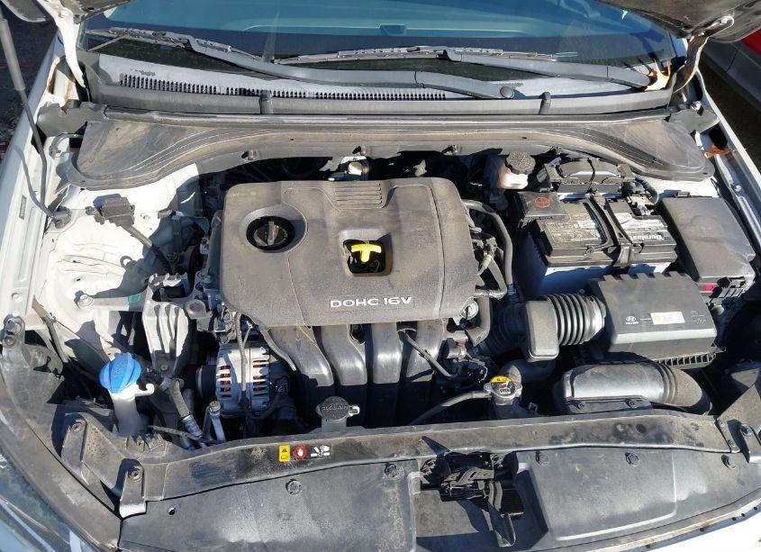 Photo 10 of 2017 Hyundai Elantra SE (VIN 5NPD84LF2HH031525)