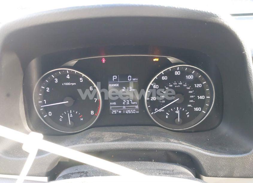 Photo 7 of 2017 Hyundai Elantra SE (VIN 5NPD84LF2HH034537)