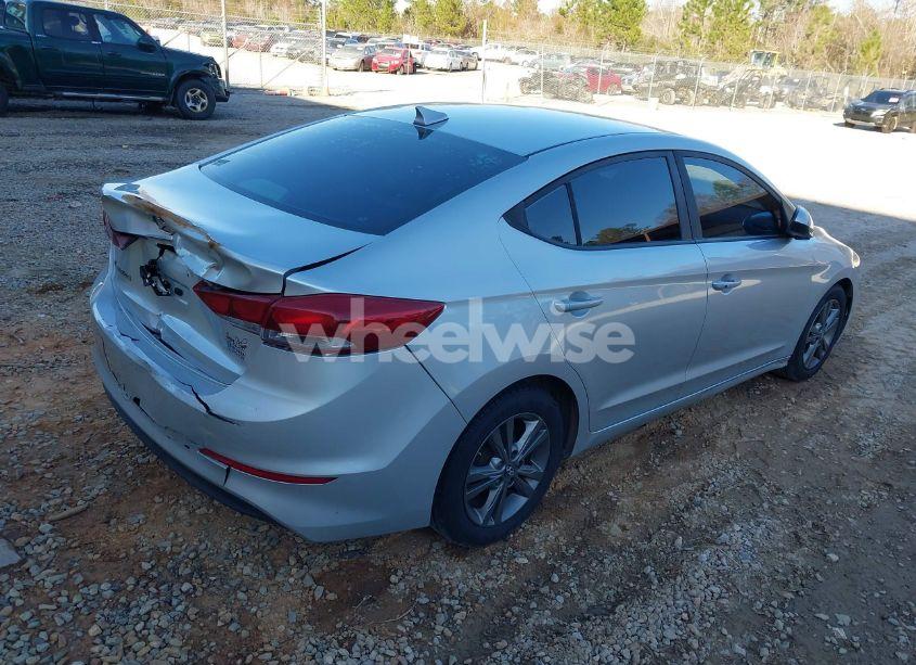 Photo 4 of 2017 Hyundai Elantra SE (VIN 5NPD84LF2HH039558)