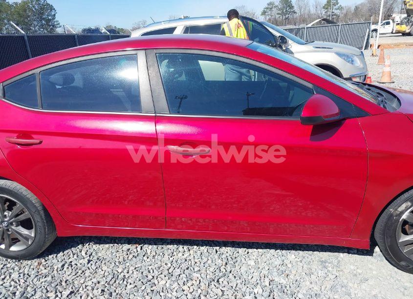 Photo 13 of 2017 Hyundai Elantra SE (VIN 5NPD84LF2HH053573)