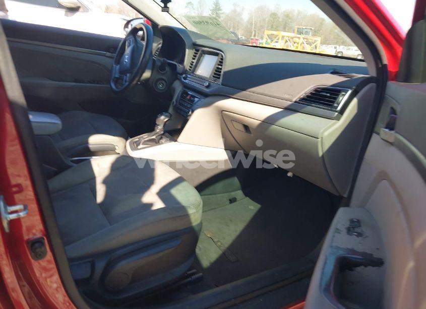 Photo 5 of 2017 Hyundai Elantra SE (VIN 5NPD84LF2HH053573)