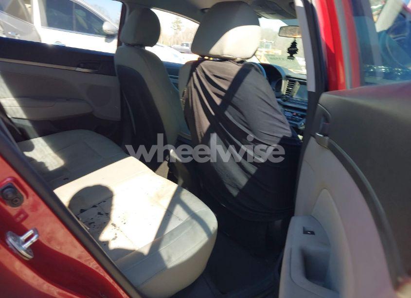 Photo 8 of 2017 Hyundai Elantra SE (VIN 5NPD84LF2HH053573)