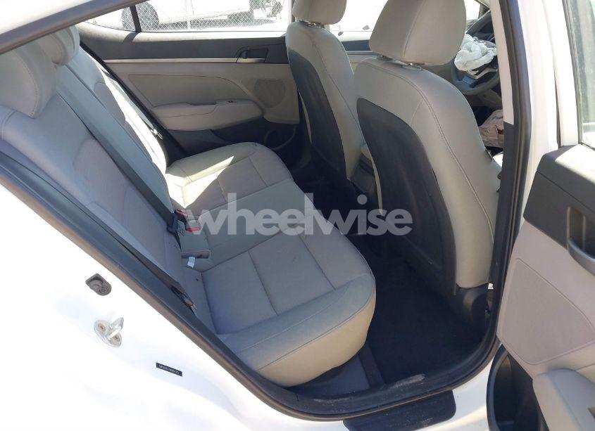 Photo 8 of 2017 Hyundai Elantra SE (VIN 5NPD84LF2HH054772)