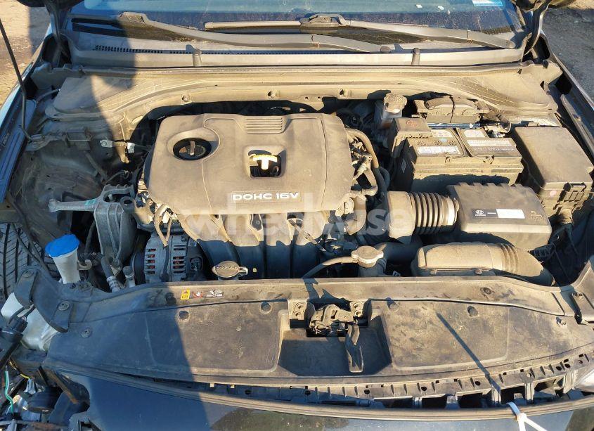 Photo 10 of 2017 Hyundai Elantra LIMITED (VIN 5NPD84LF2HH072852)