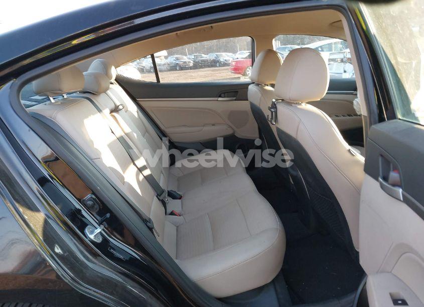 Photo 8 of 2017 Hyundai Elantra LIMITED (VIN 5NPD84LF2HH072852)