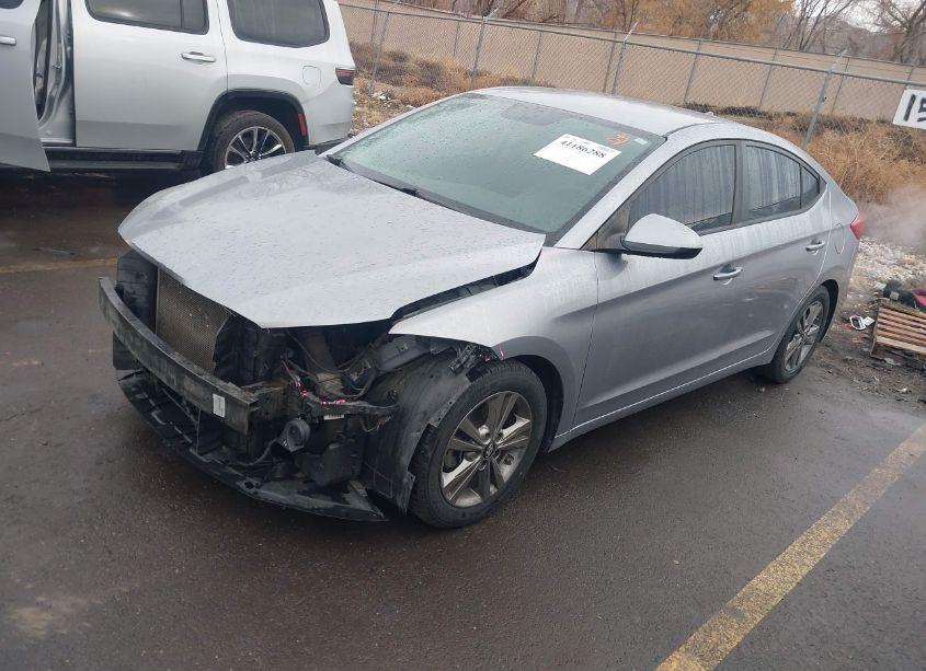 Photo 2 of 2017 Hyundai Elantra SE (VIN 5NPD84LF2HH094222)