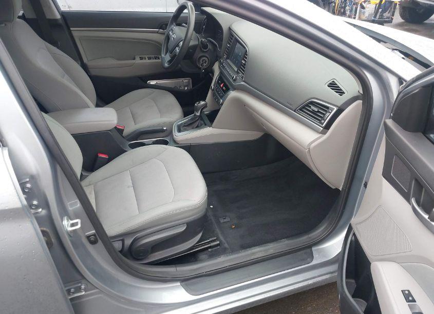 Photo 5 of 2017 Hyundai Elantra SE (VIN 5NPD84LF2HH094222)