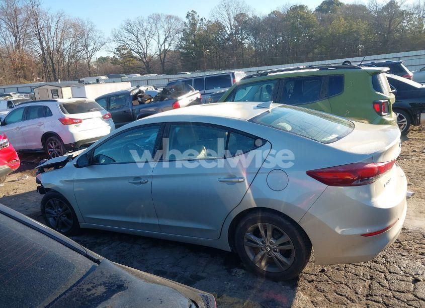 Photo 14 of 2017 Hyundai Elantra SE (VIN 5NPD84LF2HH094916)