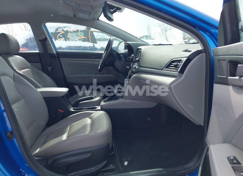 Photo 5 of 2017 Hyundai Elantra LIMITED (VIN 5NPD84LF2HH121452)