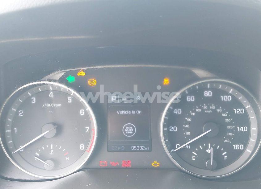 Photo 7 of 2017 Hyundai Elantra LIMITED (VIN 5NPD84LF2HH121452)