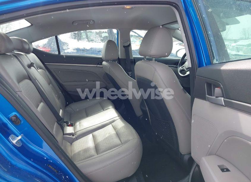 Photo 8 of 2017 Hyundai Elantra LIMITED (VIN 5NPD84LF2HH121452)