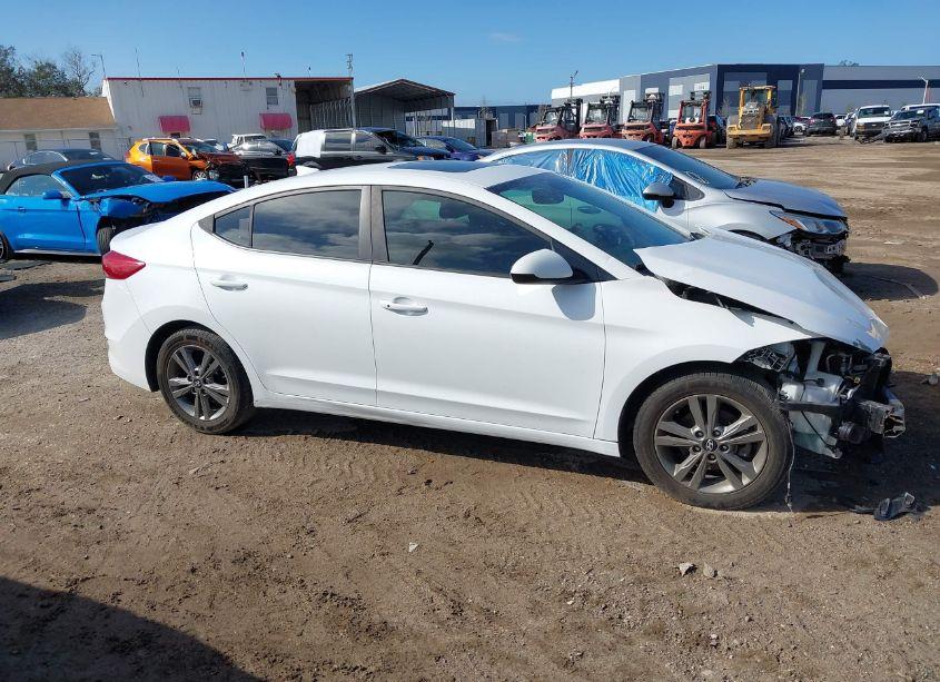 Photo 14 of 2017 Hyundai Elantra SE/VALUE/LIMITED (VIN 5NPD84LF2HH182509)