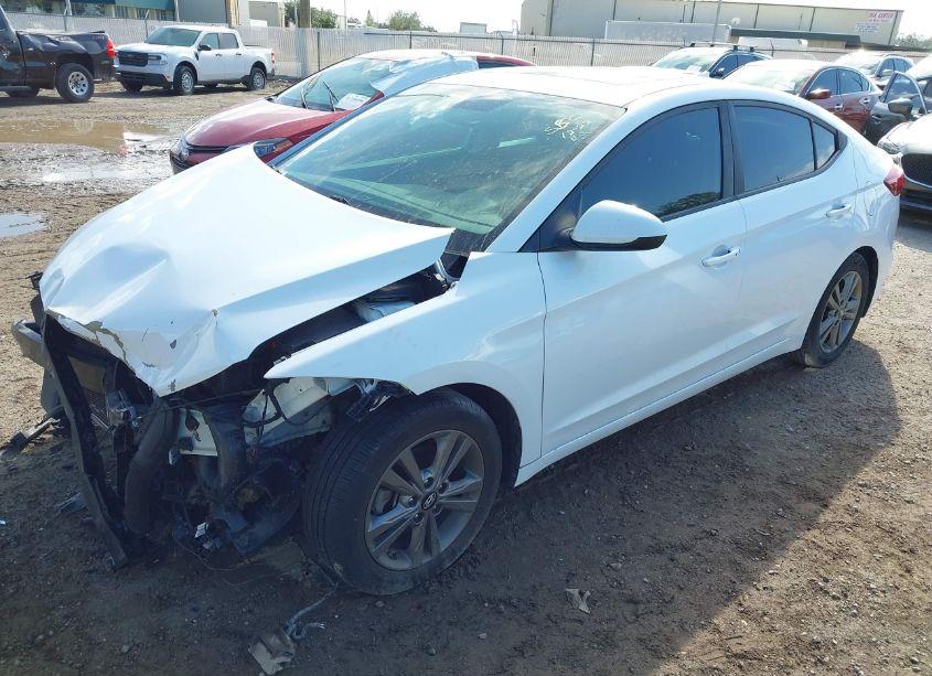 Photo 2 of 2017 Hyundai Elantra SE/VALUE/LIMITED (VIN 5NPD84LF2HH182509)