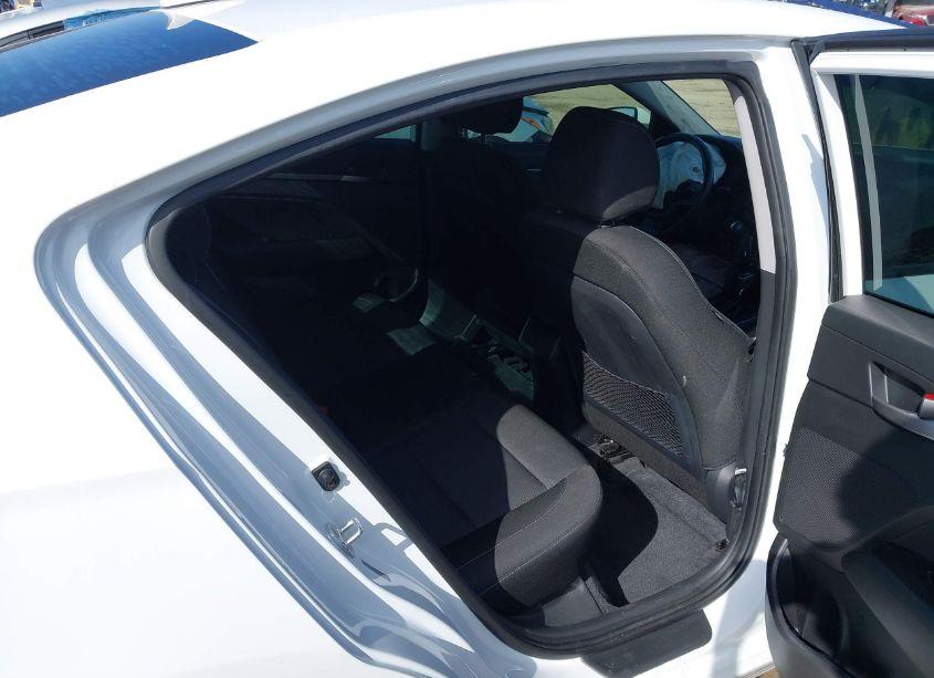 Photo 8 of 2017 Hyundai Elantra SE/VALUE/LIMITED (VIN 5NPD84LF2HH182509)