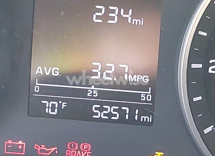 Photo 16 of 2017 Hyundai Elantra SE (VIN 5NPD84LF2HH196569)
