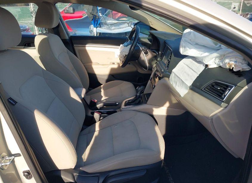 Photo 5 of 2017 Hyundai Elantra VALUE EDITION (VIN 5NPD84LF2HH197379)