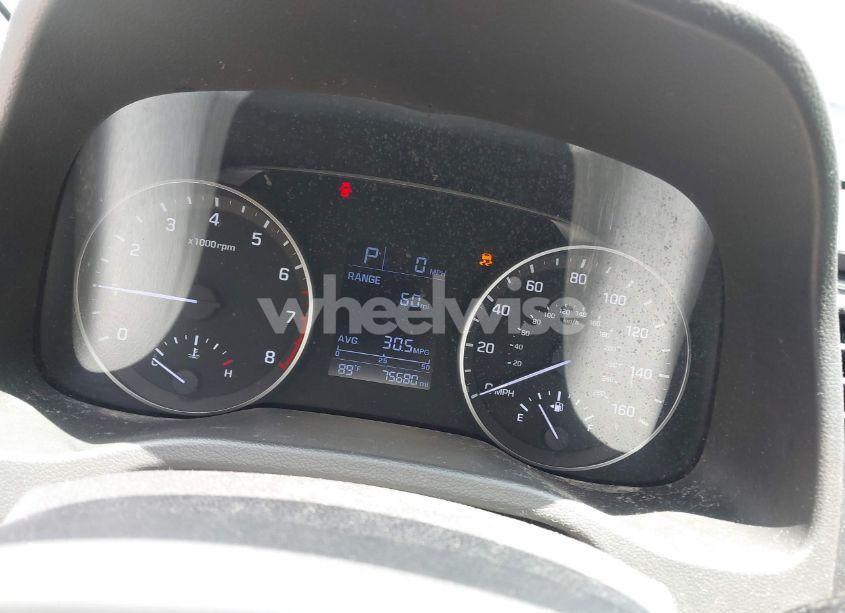 Photo 7 of 2017 Hyundai Elantra SE (VIN 5NPD84LF2HH212446)