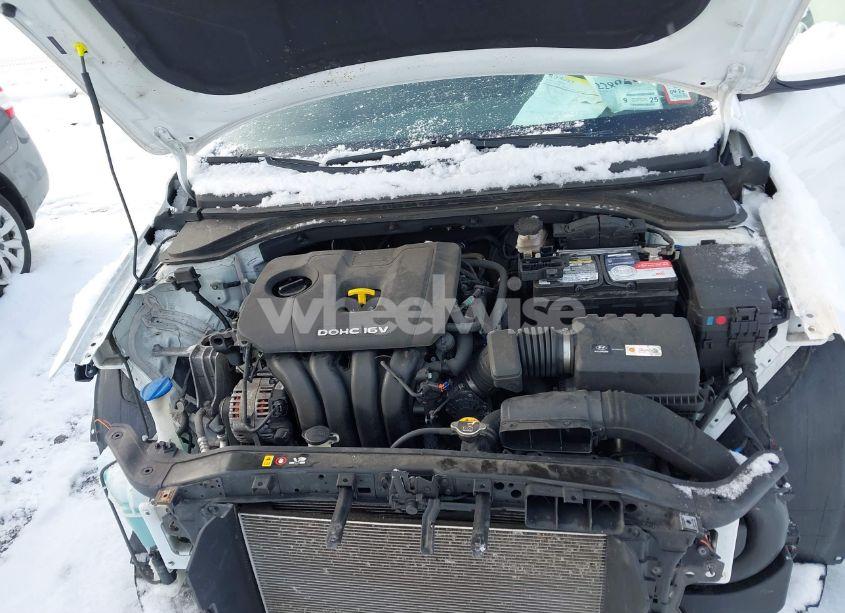 Photo 10 of 2018 Hyundai Elantra SEL (VIN 5NPD84LF2JH218821)