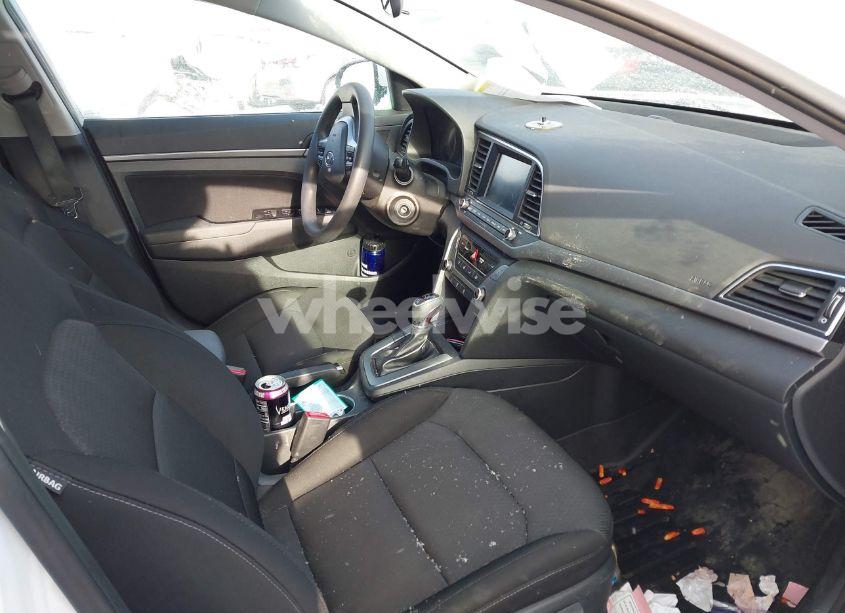 Photo 5 of 2018 Hyundai Elantra SEL (VIN 5NPD84LF2JH218821)