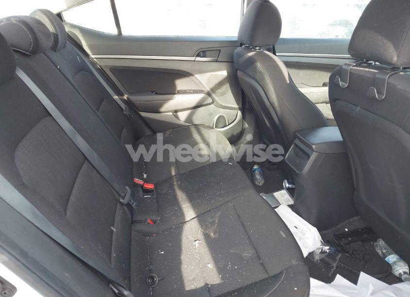 Photo 8 of 2018 Hyundai Elantra SEL (VIN 5NPD84LF2JH218821)