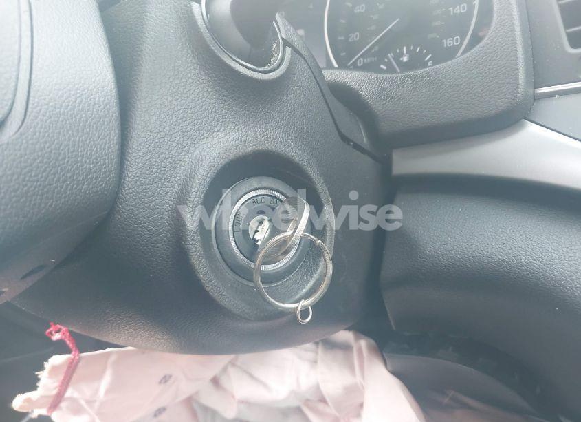 Photo 11 of 2018 Hyundai Elantra SEL (VIN 5NPD84LF2JH222481)