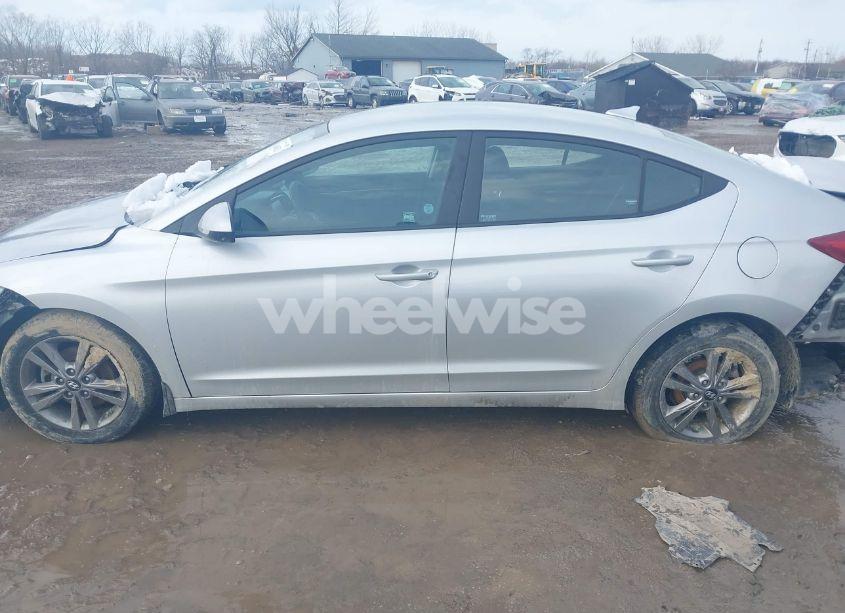 Photo 14 of 2018 Hyundai Elantra SEL (VIN 5NPD84LF2JH222481)