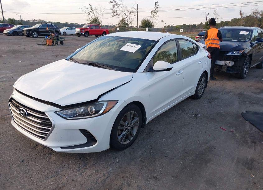 Photo 2 of 2018 Hyundai Elantra SEL (VIN 5NPD84LF2JH227664)