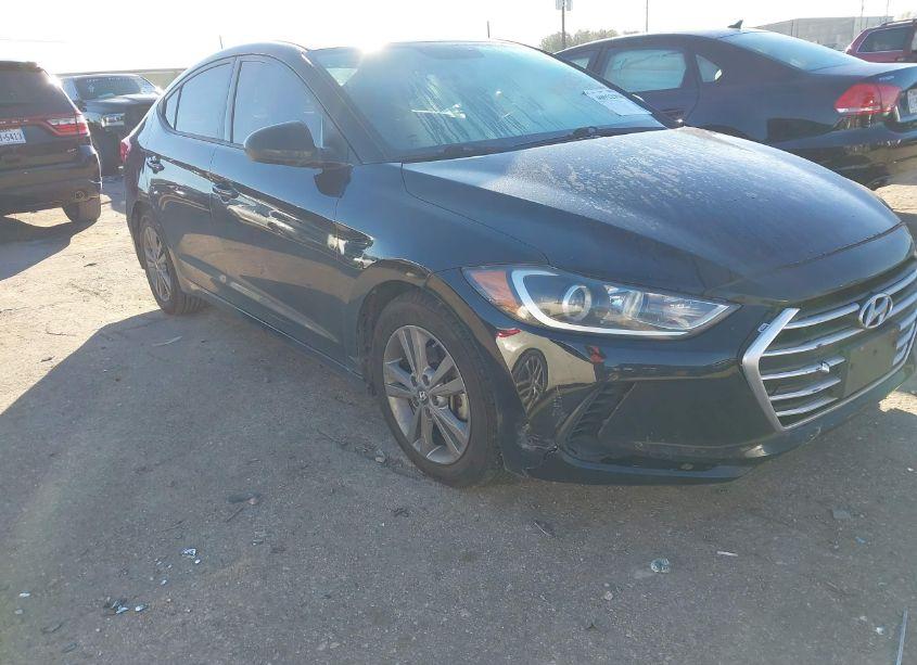 2018 Hyundai Elantra SEL (VIN 5NPD84LF2JH229852) main photo