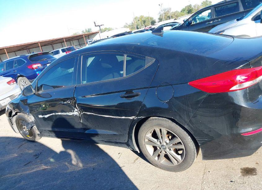 Photo 13 of 2018 Hyundai Elantra SEL (VIN 5NPD84LF2JH229852)