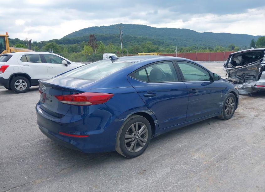 Photo 4 of 2018 Hyundai Elantra SEL (VIN 5NPD84LF2JH231259)