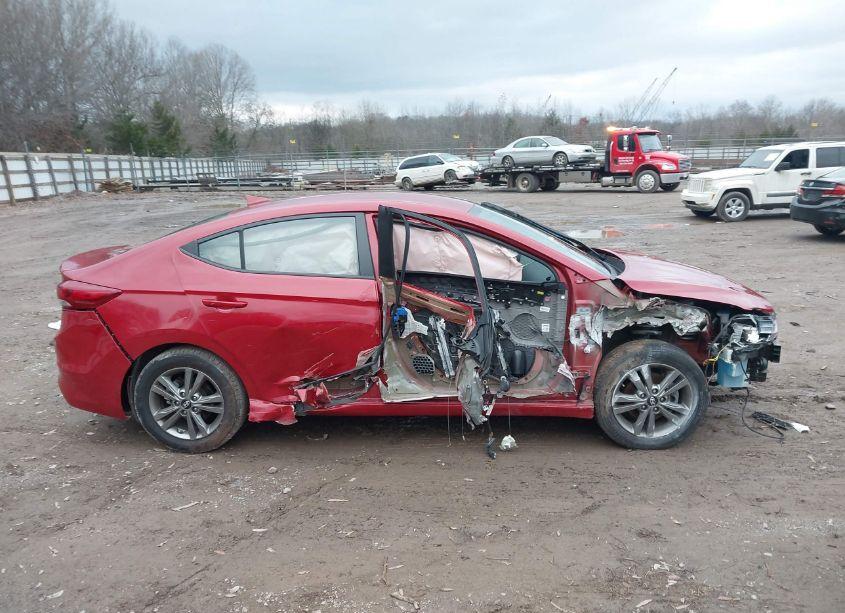 Photo 13 of 2018 Hyundai Elantra SEL (VIN 5NPD84LF2JH237899)