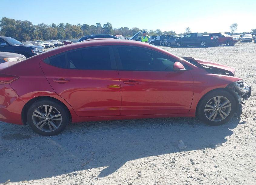 Photo 13 of 2018 Hyundai Elantra SEL (VIN 5NPD84LF2JH238227)