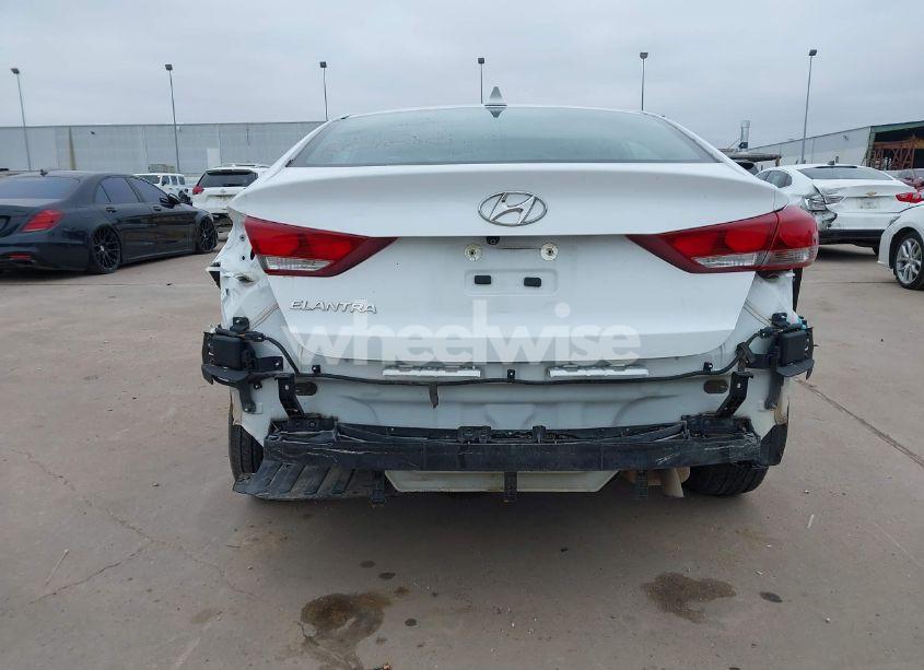 Photo 6 of 2018 Hyundai Elantra SEL (VIN 5NPD84LF2JH239233)