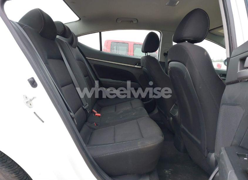 Photo 8 of 2018 Hyundai Elantra SEL (VIN 5NPD84LF2JH239233)