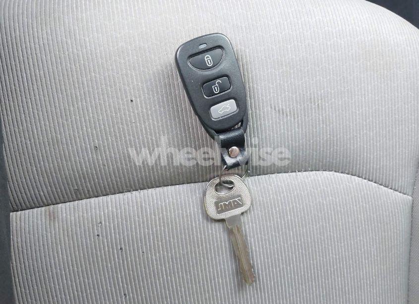 Photo 11 of 2018 Hyundai Elantra SEL (VIN 5NPD84LF2JH249227)